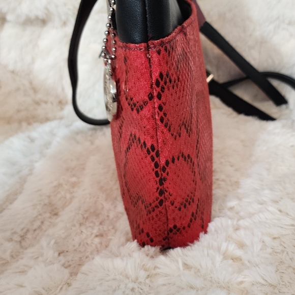 SOLD - Picture 3 of 7